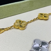 $42.00 USD Van Cleef & Arpels Bracelets For Women #1145461