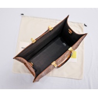 $98.00 USD Fendi AAA Quality Tote-Handbags For Women #1148568