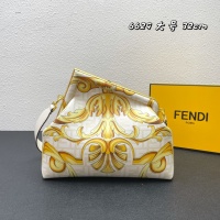 $140.00 USD Fendi AAA Quality Messenger Bags For Women #1148652