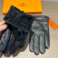 $56.00 USD Hermes Gloves For Men #1149871