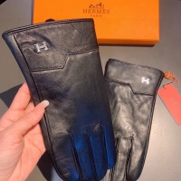 $56.00 USD Hermes Gloves For Men #1149873
