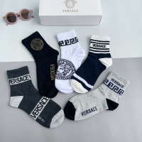 $29.00 USD Versace Socks #1151050