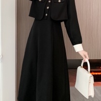 $64.00 USD Chanel Dresses Long Sleeved For Women #1152056