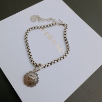 $40.00 USD Versace Bracelets #1153062