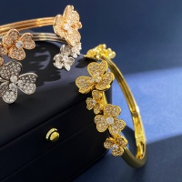 $40.00 USD Van Cleef & Arpels Bracelets For Women #1153614