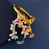 $39.00 USD Van Cleef & Arpels Bracelets For Women #1153619