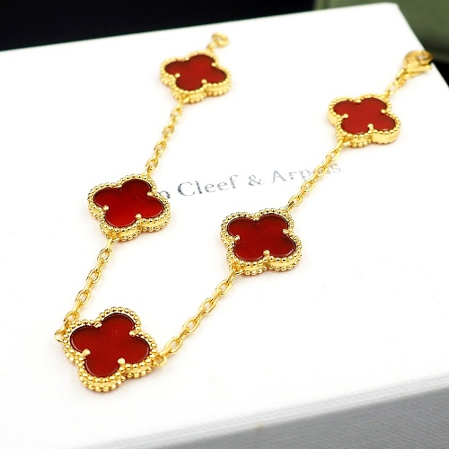 Replica Van Cleef & Arpels Jewelry Set For Women #1154836 $60.00 USD for Wholesale