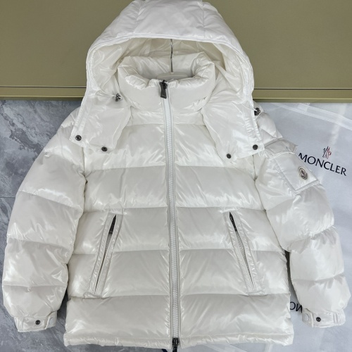 Moncler Down Feather Coat Long Sleeved For Women #1155104