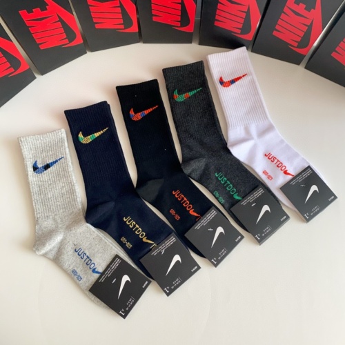 Replica Nike Socks #1155189 $29.00 USD for Wholesale