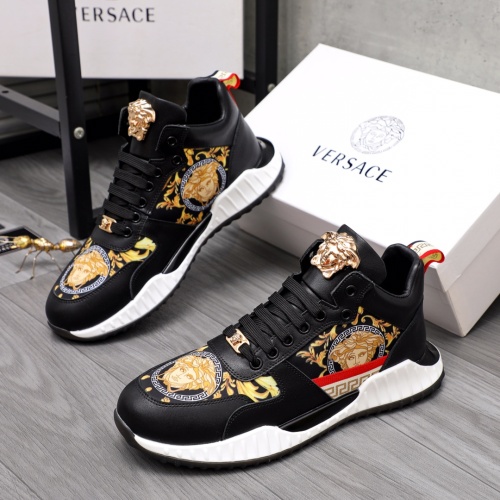 Versace Casual Shoes For Men #1155703