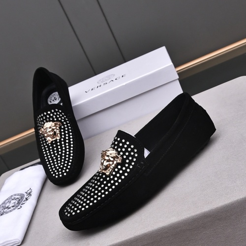 Versace Leather Shoes For Men #1156105