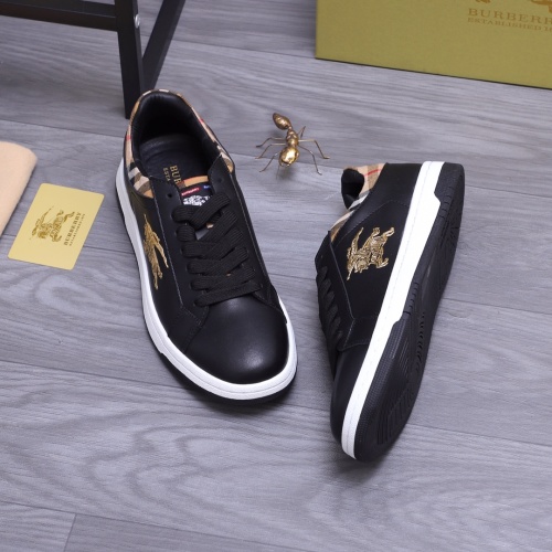 Replica Burberry Casual Shoes For Men #1156346 $76.00 USD for Wholesale