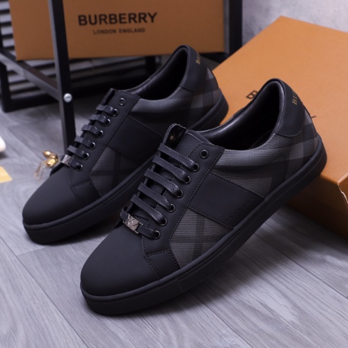 Replica Burberry Casual Shoes For Men #1156367 $72.00 USD for Wholesale