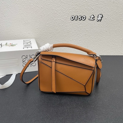 LOEWE AAA Quality Messenger Bags For Women #1158912 $88.00 USD, Wholesale Replica LOEWE AAA Messenger Bags