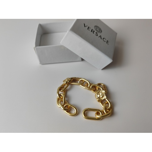 Replica Versace Bracelets #1161314 $32.00 USD for Wholesale