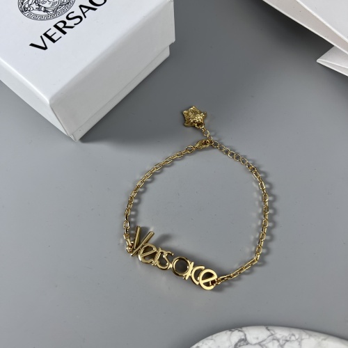 Versace Bracelets #1161476