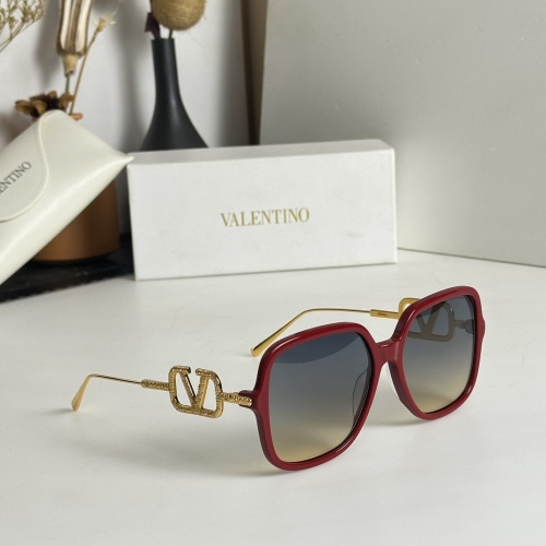 Valentino AAA Quality Sunglasses #1161783