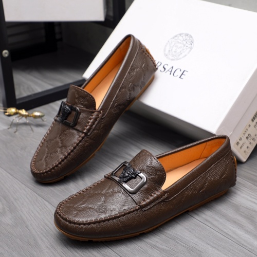 Versace Leather Shoes For Men #1163651