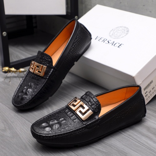 Versace Leather Shoes For Men #1163756