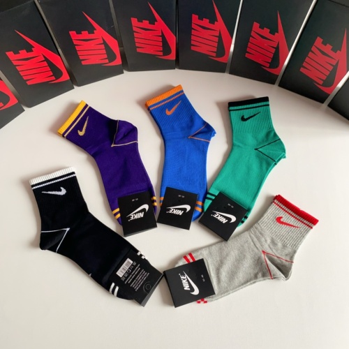 Replica Nike Socks #1163776 $27.00 USD for Wholesale