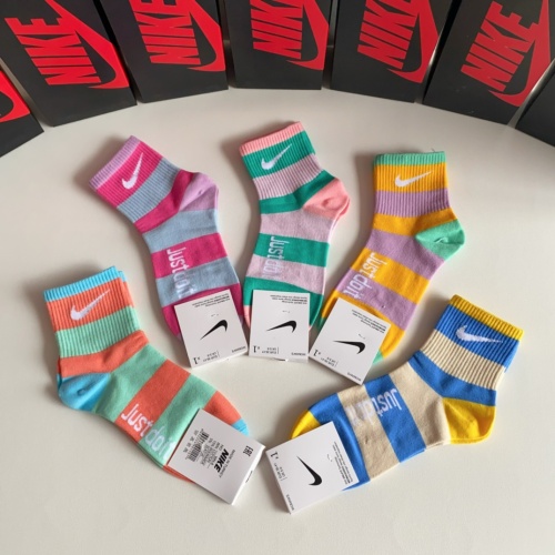 Replica Nike Socks #1163786 $27.00 USD for Wholesale
