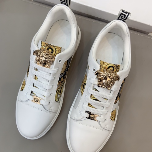 Replica Versace Casual Shoes For Men #1164050 $72.00 USD for Wholesale