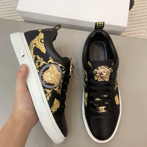 Replica Versace Casual Shoes For Men #1164051 $72.00 USD for Wholesale