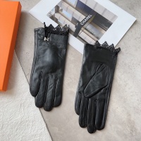 $52.00 USD Hermes Gloves For Women #1154982