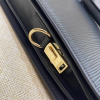 $192.00 USD Gucci AAA Man Handbags #1155779