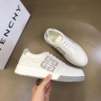 $76.00 USD Givenchy Casual Shoes For Men #1155780