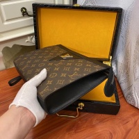 $64.00 USD Louis Vuitton AAA Man Wallets #1155890