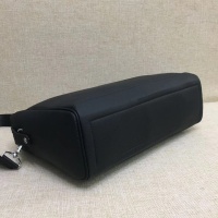 $192.00 USD Louis Vuitton AAA Man Handbags #1155993