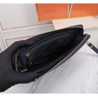 $92.00 USD Louis Vuitton AAA Man Wallets #1155998