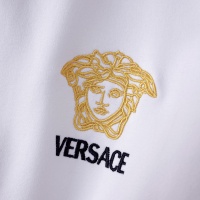$88.00 USD Versace Tracksuits Long Sleeved For Men #1158088