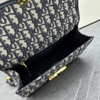 $82.00 USD Christian Dior AAA Quality Messenger Bags For Women #1158398