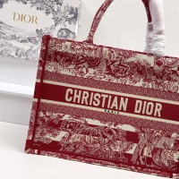 $122.00 USD Christian Dior AAA Quality Tote-Handbags For Women #1158425