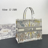 $122.00 USD Christian Dior AAA Quality Tote-Handbags For Women #1158439