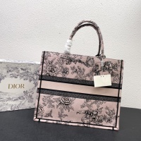 $122.00 USD Christian Dior AAA Quality Tote-Handbags For Women #1158455