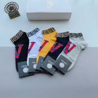 $27.00 USD Versace Socks For Men #1158478