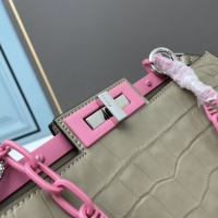 $100.00 USD Fendi AAA Quality Messenger Bags For Women #1158564