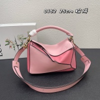 $92.00 USD LOEWE AAA Quality Messenger Bags For Women #1158858