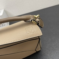 $88.00 USD LOEWE AAA Quality Messenger Bags For Women #1158907