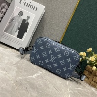 $60.00 USD Louis Vuitton AAA Man Messenger Bags #1159614