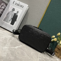 $60.00 USD Louis Vuitton AAA Man Messenger Bags #1159616