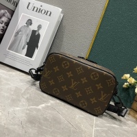 $60.00 USD Louis Vuitton AAA Man Messenger Bags #1159617