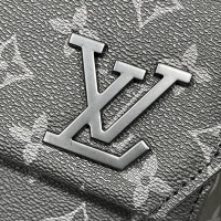 $72.00 USD Louis Vuitton AAA Man Messenger Bags #1159628