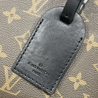$60.00 USD Louis Vuitton AAA Man Wallets #1159635