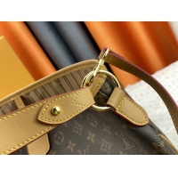 $68.00 USD Louis Vuitton AAA Quality Shoulder Bags For Women #1159723