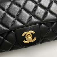 $82.00 USD Chanel AAA Quality Messenger Bags For Women #1160154