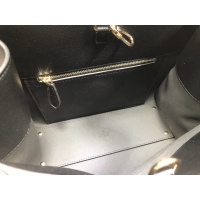$98.00 USD Gucci AAA Quality Handbags For Women #1160327